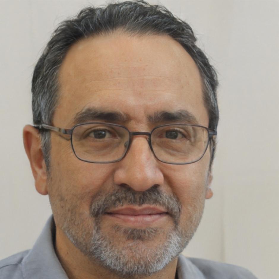 Teguh Wibisono mentor trading dengan spesialisasi analisis teknikal